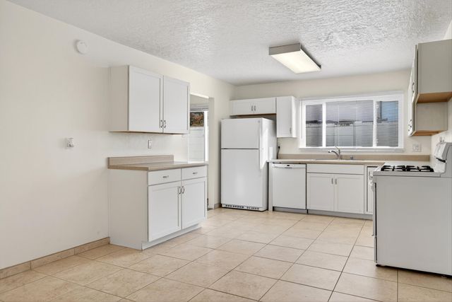 10901 Fairbanks Road NE, Albuquerque, NM 87112