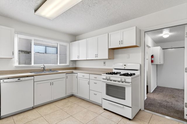 10901 Fairbanks Road NE, Albuquerque, NM 87112