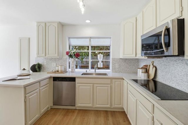 2635 Ponce Avenue, Belmont, CA 94002