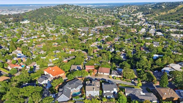 2635 Ponce Avenue, Belmont, CA 94002