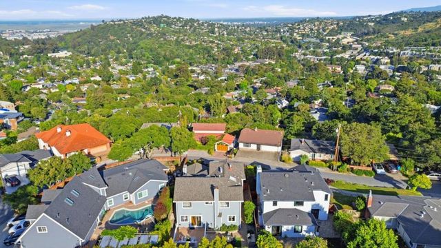 2635 Ponce Avenue, Belmont, CA 94002