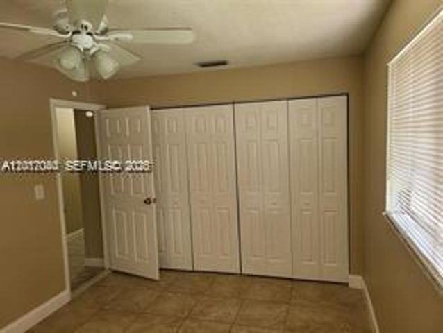 2713 NW 47th Ter 504, Lauderdale Lakes, FL 33313