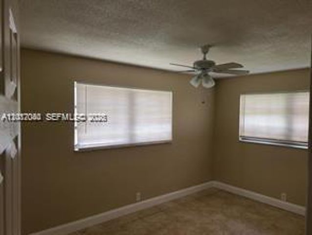 2713 NW 47th Ter 504, Lauderdale Lakes, FL 33313