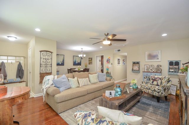 10264 Briar Forest Drive, Houston, TX 77042