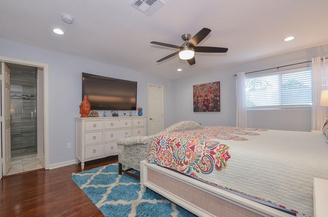 10264 Briar Forest Drive, Houston, TX 77042