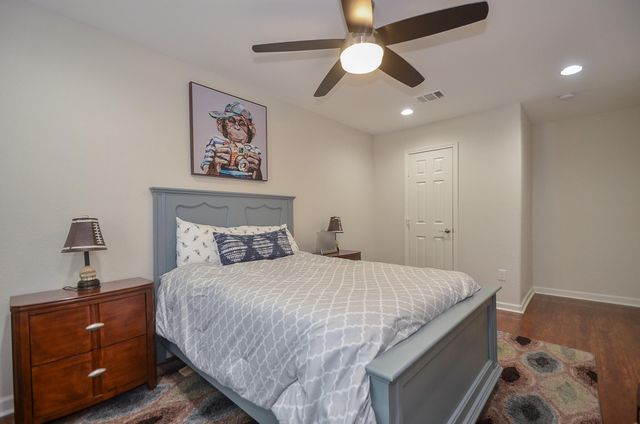 10264 Briar Forest Drive, Houston, TX 77042