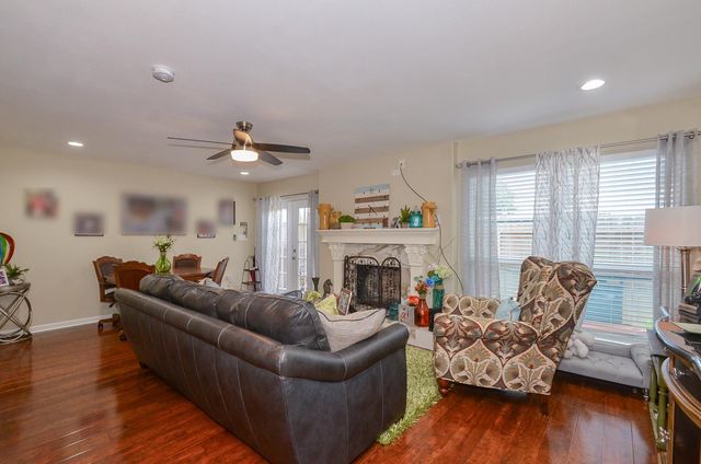 10264 Briar Forest Drive, Houston, TX 77042