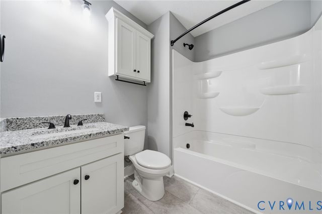 9157 Twin Oaks Rd, Mechanicsville, VA 23116
