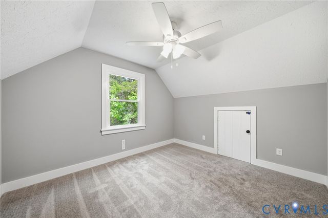9157 Twin Oaks Rd, Mechanicsville, VA 23116
