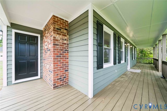 9157 Twin Oaks Rd, Mechanicsville, VA 23116