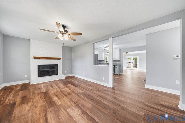 9157 Twin Oaks Rd, Mechanicsville, VA 23116
