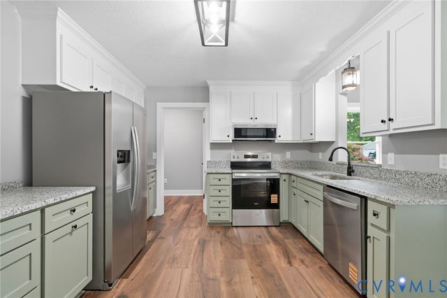 9157 Twin Oaks Rd, Mechanicsville, VA 23116