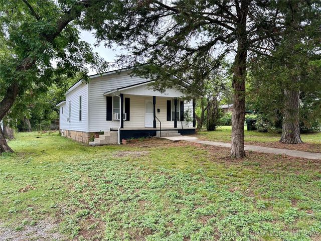 1412 W Vinita, Sulphur, OK 73086