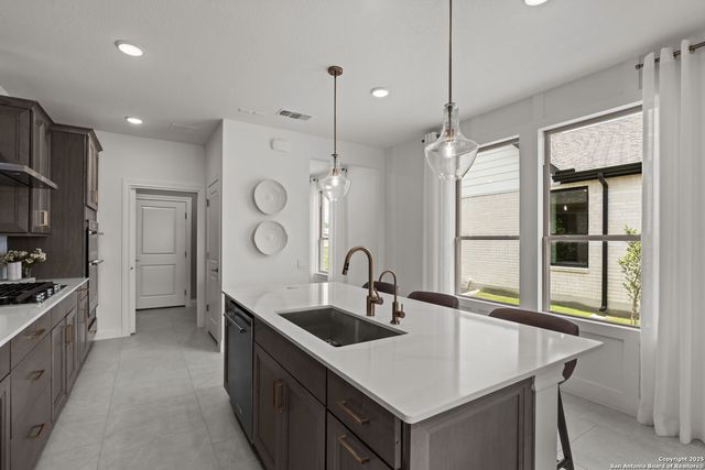 2085 Pinyon Drive, New Braunfels, TX 78132