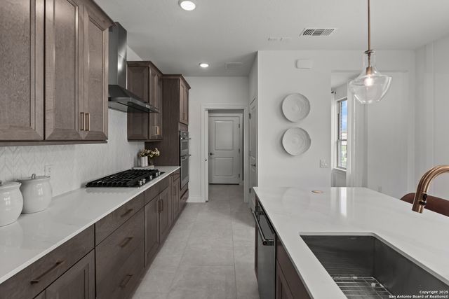 2085 Pinyon Drive, New Braunfels, TX 78132