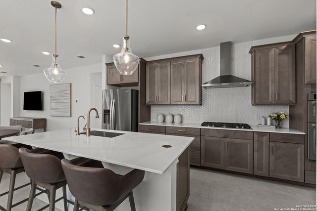 2085 Pinyon Drive, New Braunfels, TX 78132