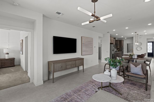 2085 Pinyon Drive, New Braunfels, TX 78132