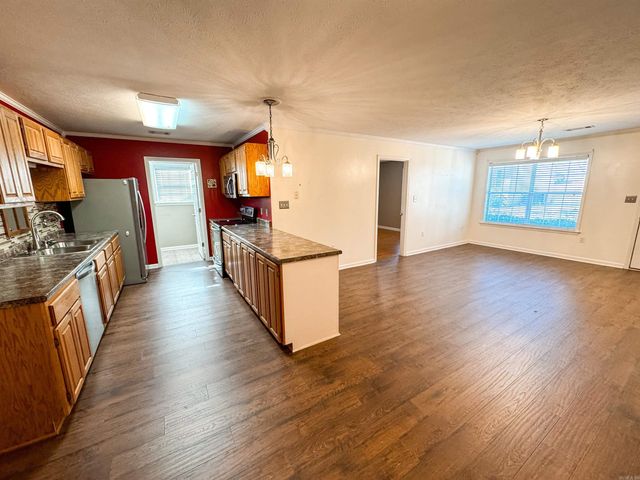 31 River Oaks Trace, Searcy, AR 72143