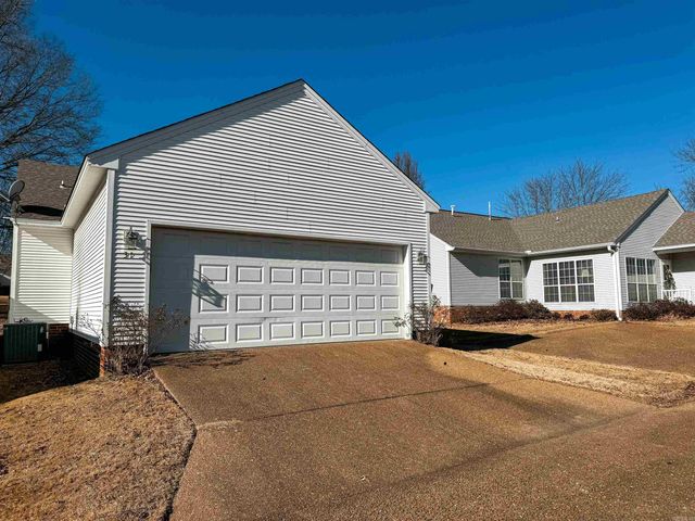 31 River Oaks Trace, Searcy, AR 72143