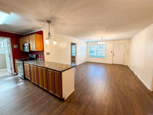 31 River Oaks Trace, Searcy, AR 72143