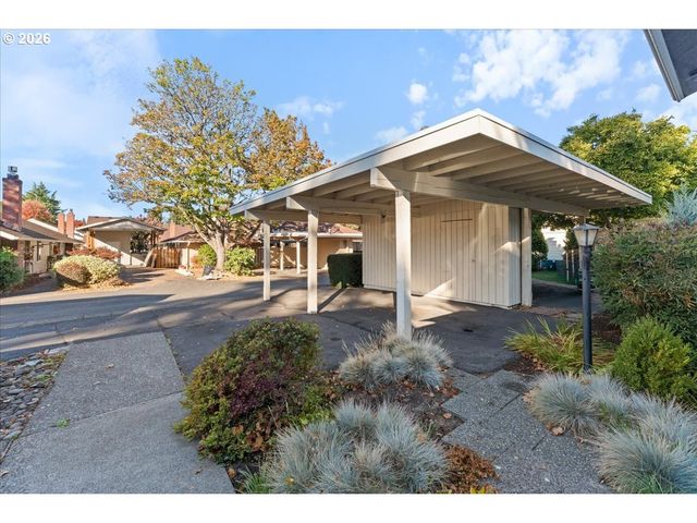 4844 Sw WEMBLEY Pl, Beaverton, OR 97005