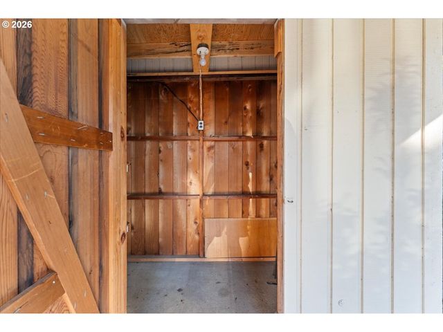 4844 Sw WEMBLEY Pl, Beaverton, OR 97005