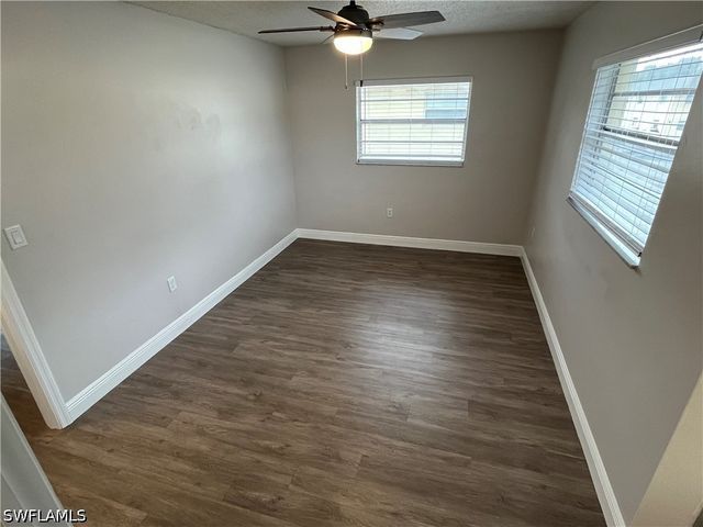 3325 Airport RD N B8, Naples, FL 34105