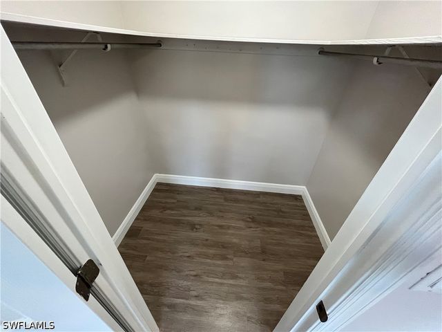 3325 Airport RD N B8, Naples, FL 34105