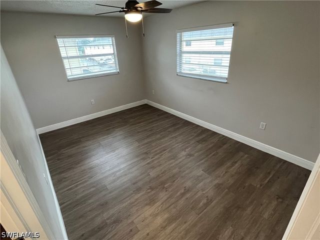 3325 Airport RD N B8, Naples, FL 34105