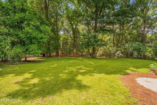 85 Walling Grove Road, Beaufort, SC 29907