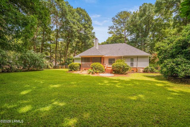 85 Walling Grove Road, Beaufort, SC 29907