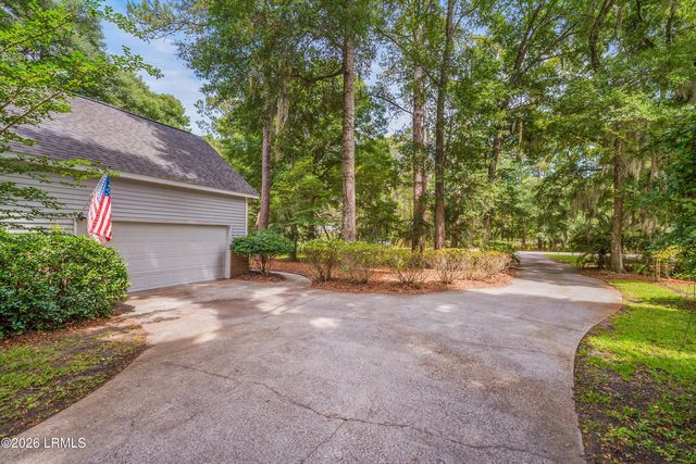 85 Walling Grove Road, Beaufort, SC 29907