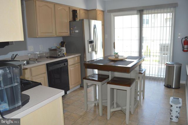 23 SAWGRASS CT, Blackwood, NJ 08012
