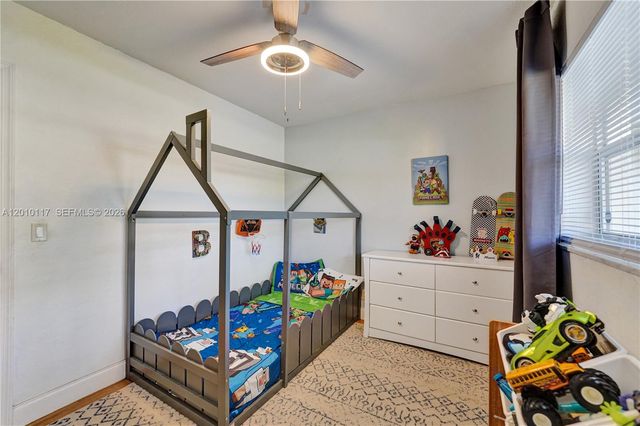 7511 NW 41st St, Coral Springs, FL 33065