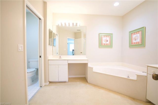 8471 Southbridge DR 4, Estero, FL 33967