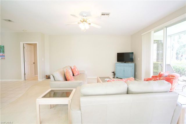 8471 Southbridge DR 4, Estero, FL 33967