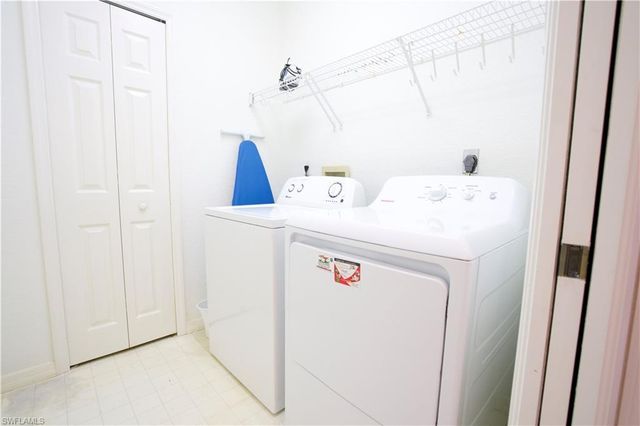 8471 Southbridge DR 4, Estero, FL 33967