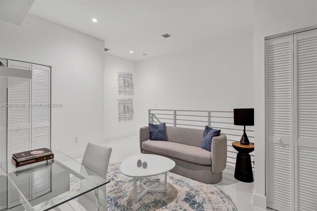 1801 NE 13th St 1829, Fort Lauderdale, FL 33304