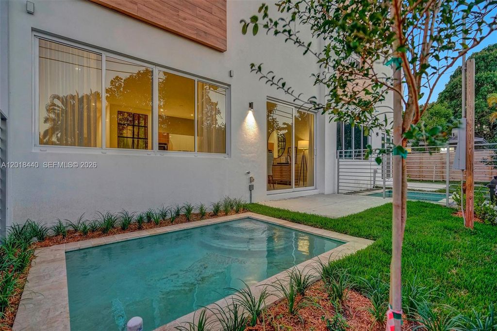 1801 NE 13th St 1829, Fort Lauderdale, FL 33304