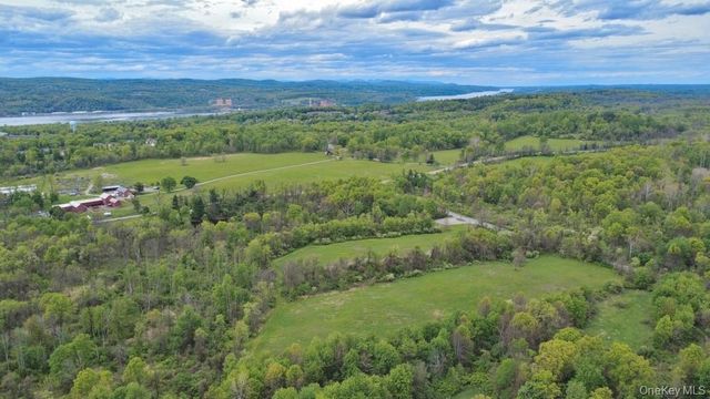 124 Cherrywood Drive, Fishkill, NY 12524