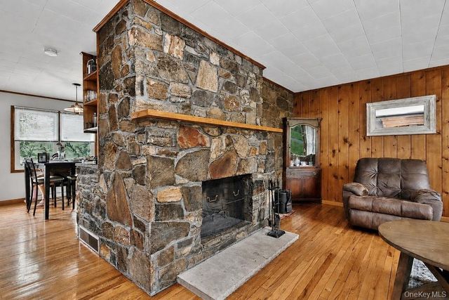 124 Cherrywood Drive, Fishkill, NY 12524