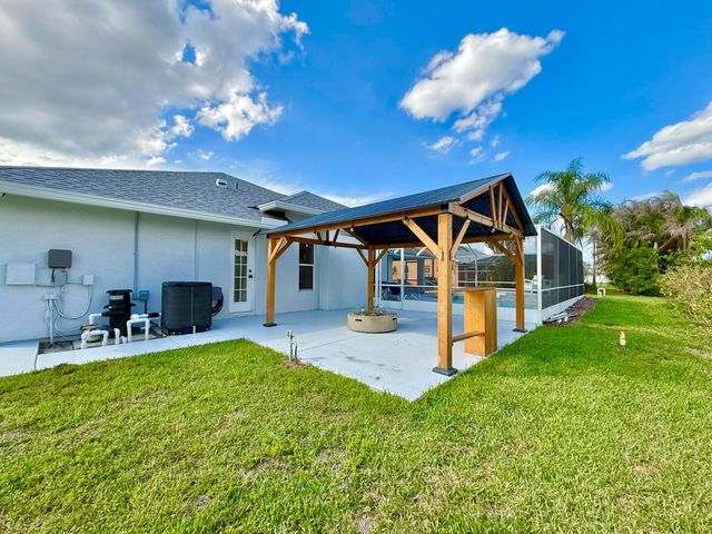 1438 SE Griffin Terrace, Port St. Lucie, Port St Lucie, FL 34952