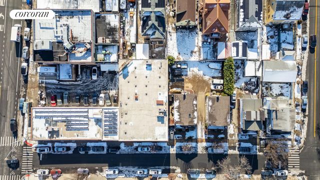 162-12 77TH Road, New York City, NY 11366