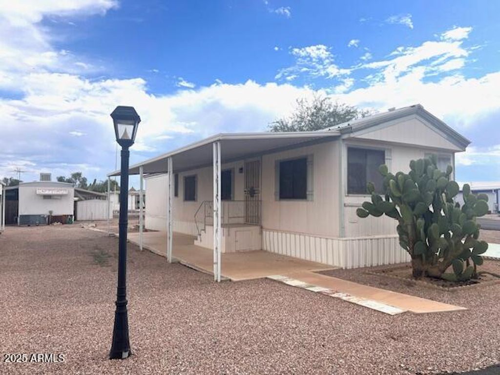 747 E GERMANN Road 64, San Tan Valley, AZ 85140 — exterior
