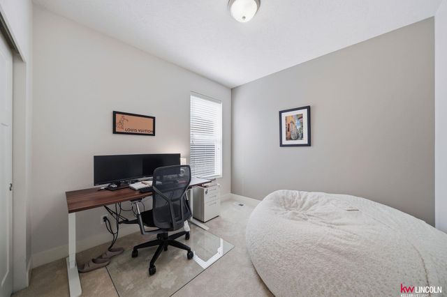 1642 W Big Sky Road, Lincoln, NE 68521