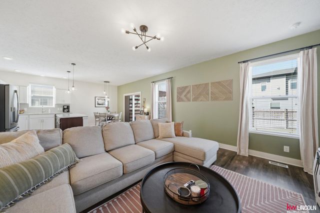 1642 W Big Sky Road, Lincoln, NE 68521