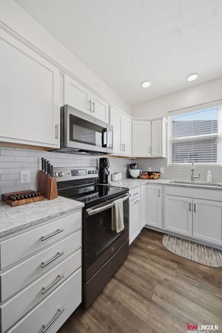 1642 W Big Sky Road, Lincoln, NE 68521