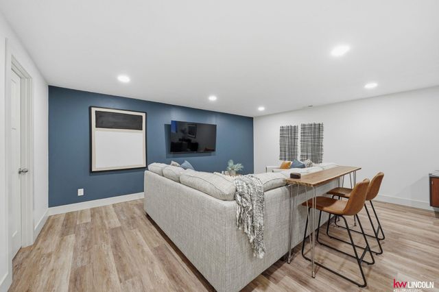 1642 W Big Sky Road, Lincoln, NE 68521