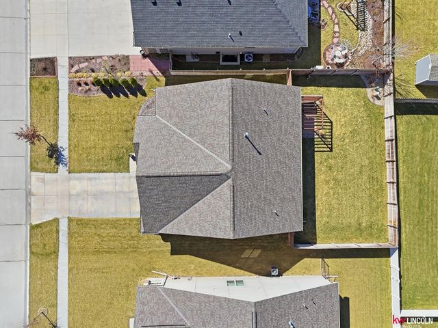 1642 W Big Sky Road, Lincoln, NE 68521