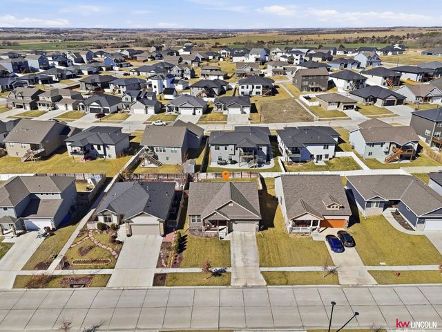 1642 W Big Sky Road, Lincoln, NE 68521